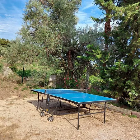 Mas Chamarel, La Provence Entre Vignes Et Oliviers Proche De La *