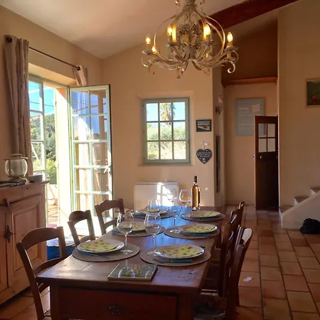 Mas Chamarel, La Provence Entre Vignes Et Oliviers Proche De La Sanary-sur-Mer