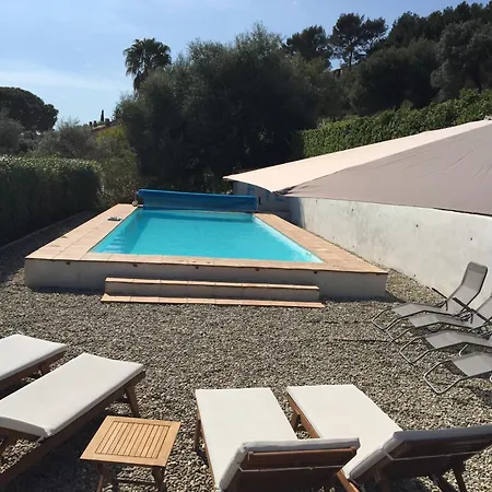 Mas Chamarel, La Provence Entre Vignes Et Oliviers Proche De La Ferienhaus *