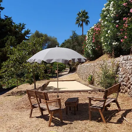 Casa de Férias Mas Chamarel, La Provence Entre Vignes Et Oliviers Proche De La *