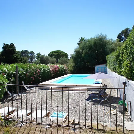 Mas Chamarel, La Provence Entre Vignes Et Oliviers Proche De La Ferienhaus